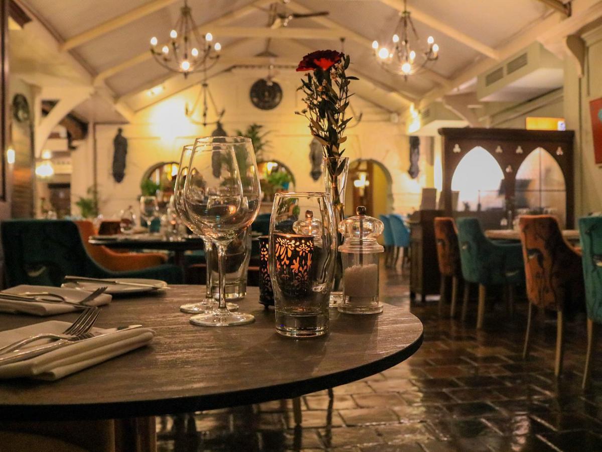 The Maids Head Hotel Норвіч Екстер'єр фото